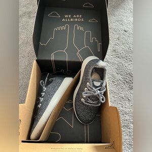 Allbirds Women’s Wool Runners - Natural Grey (size 6)